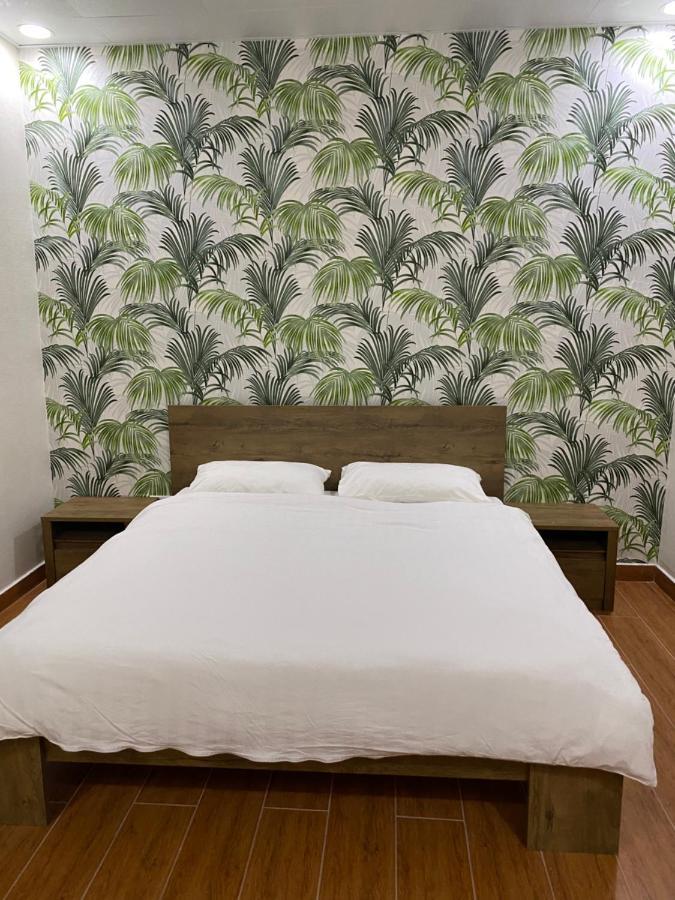The Hide Farm stay